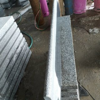 CUSTOM - Pool coping bullnosed