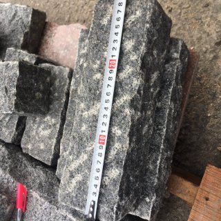 JAPANESE COBBLES Grey granite 