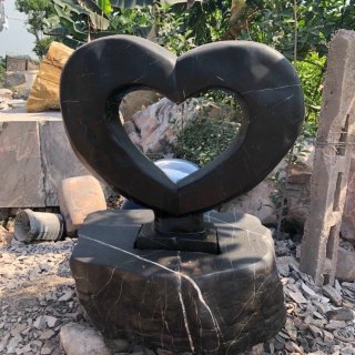 Landscape - Art stone - Black heart