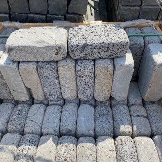 Lavastone - Tumbled cobbles