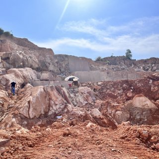 Quarry - Red granite quarry