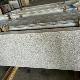 Slabs - Flamed - Pink granite