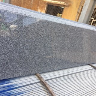 Slabs -  Polished - Light grey granite