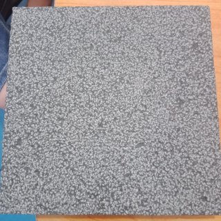 Treads - Tiles - Black basalt bush hammered 